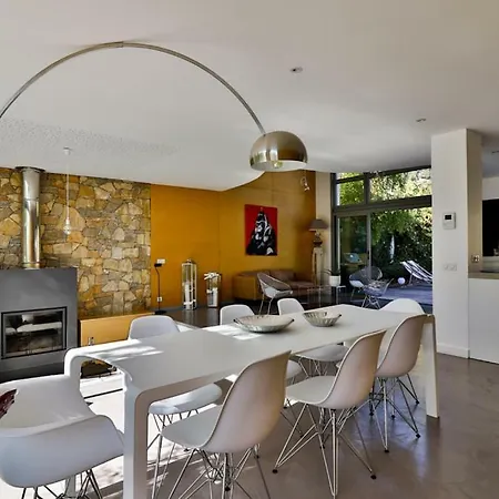 Californienne De 320 M2 * Carqueiranne