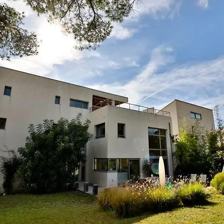 Californienne De 320 M2 *