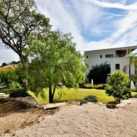 Villa Californienne De 320 M2