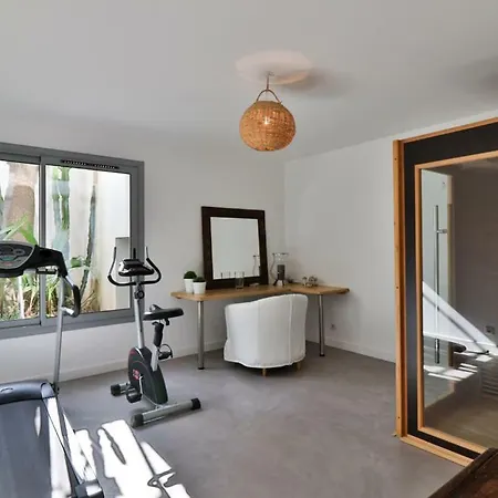 Villa Californienne De 320 M2 Carqueiranne